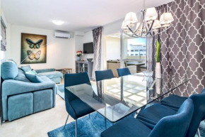 PDM - Elegant Apartment with Breathtaking Sea view